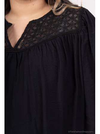Blouse brodée manches longues