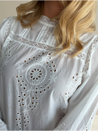 Blouse Brodée
