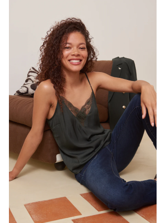 Top Col Dentelle Fines Bretelles