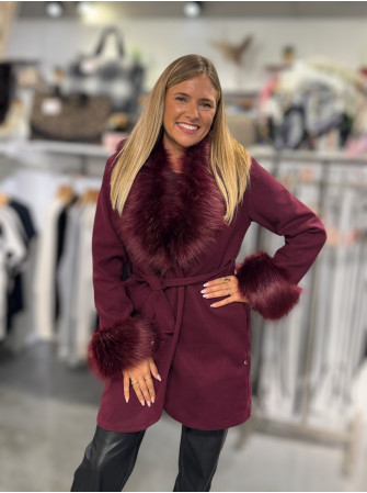 Manteaux col fausse fourrure