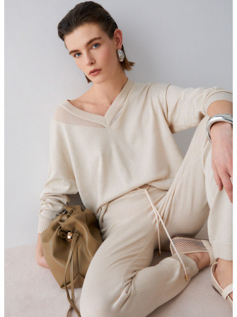 Pull col V à manches longues