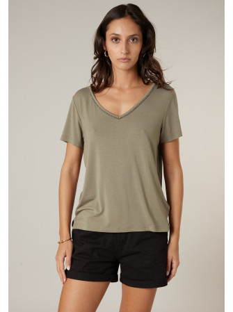 T-shirt col V à manches...