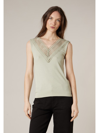Top sans manches en col V...