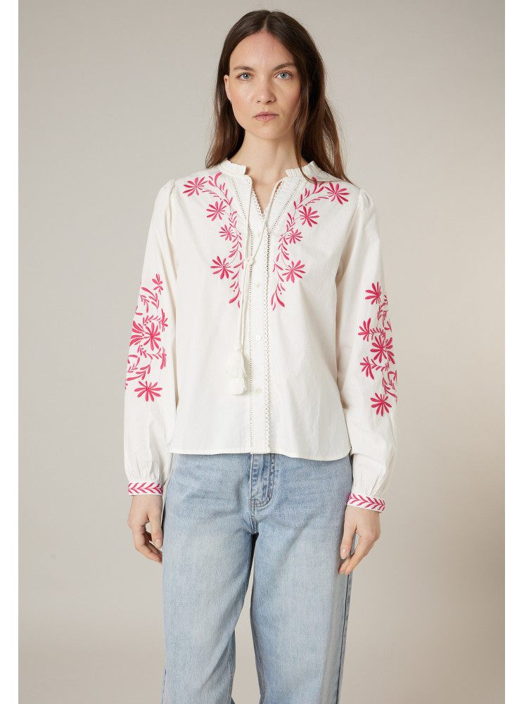 Chemise brodée