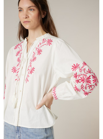 Chemise brodée