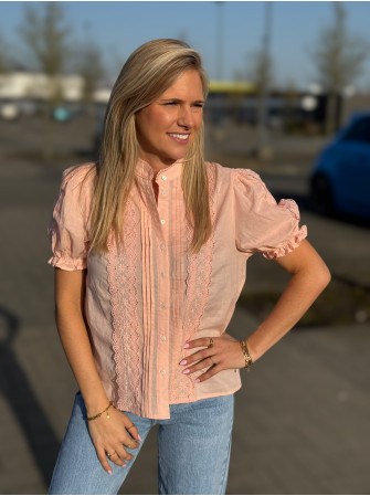 Chemise brodée manches courtes