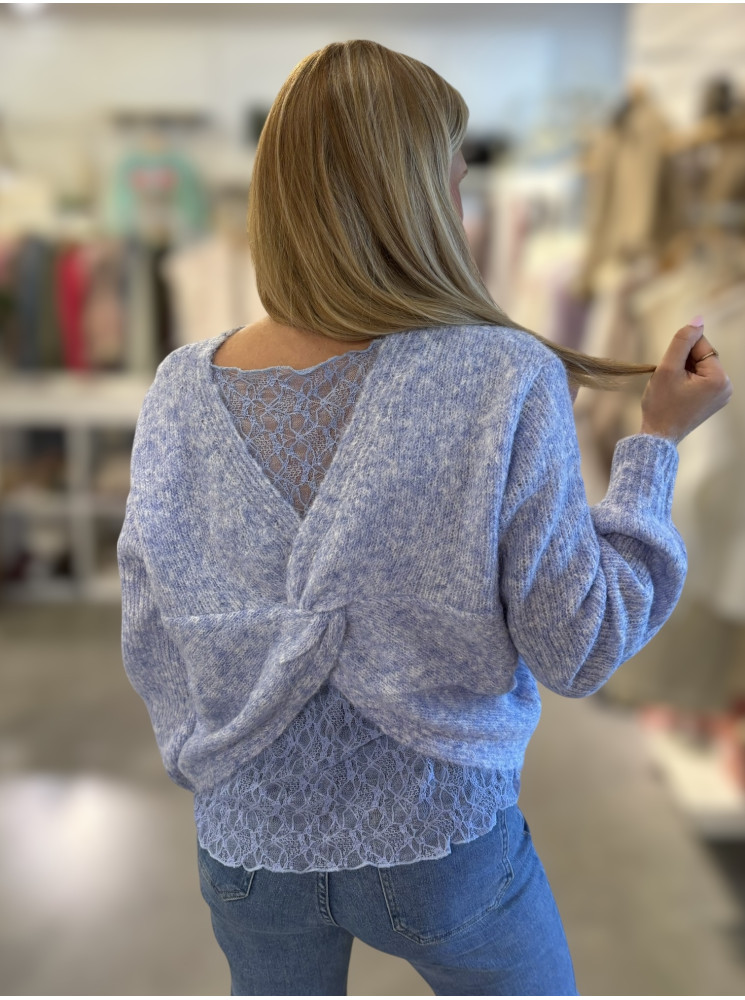 Pull dos en dentelle