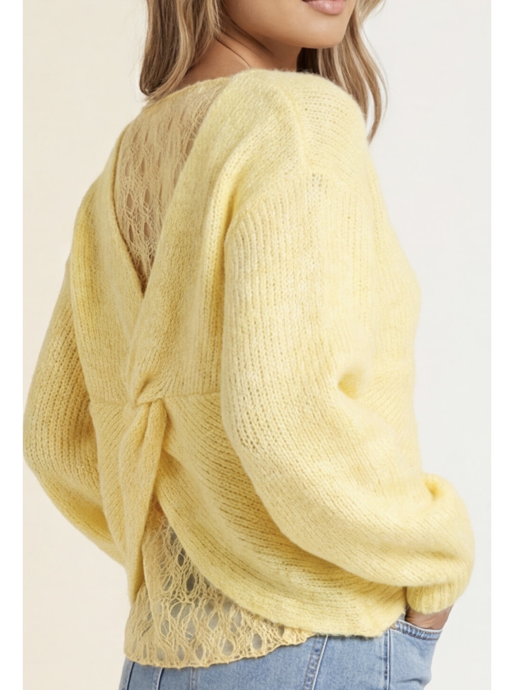 Pull dos en dentelle