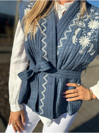 Veste sans manches avec ceinture