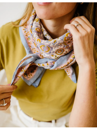 Foulard imprimé (100x100cm)