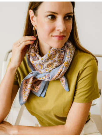 Foulard imprimé (100x100cm)