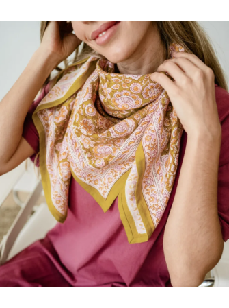 Foulard imprimé (100x100cm)