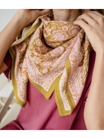 Foulard imprimé (100x100cm)