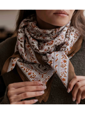 Foulard imprimé (100x100cm)