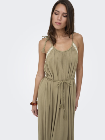 Robe longue fines bretelles
