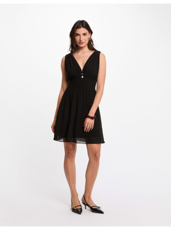 Robe courte sans manches