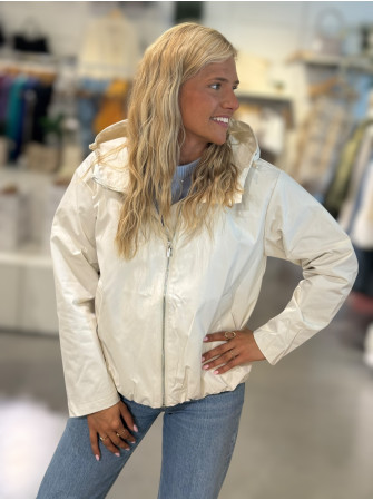 Veste imperméable à capuche