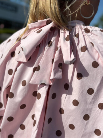 Blouse à pois dos nu