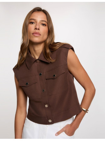 Veste courte sans manches