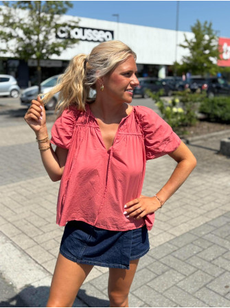 Blouse manches courtes volantes