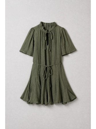 Robe courte volante