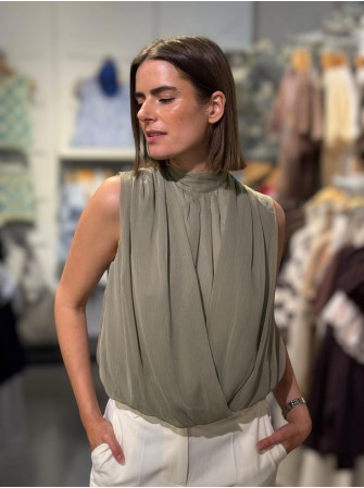 Blouse "cache coeur" sans...