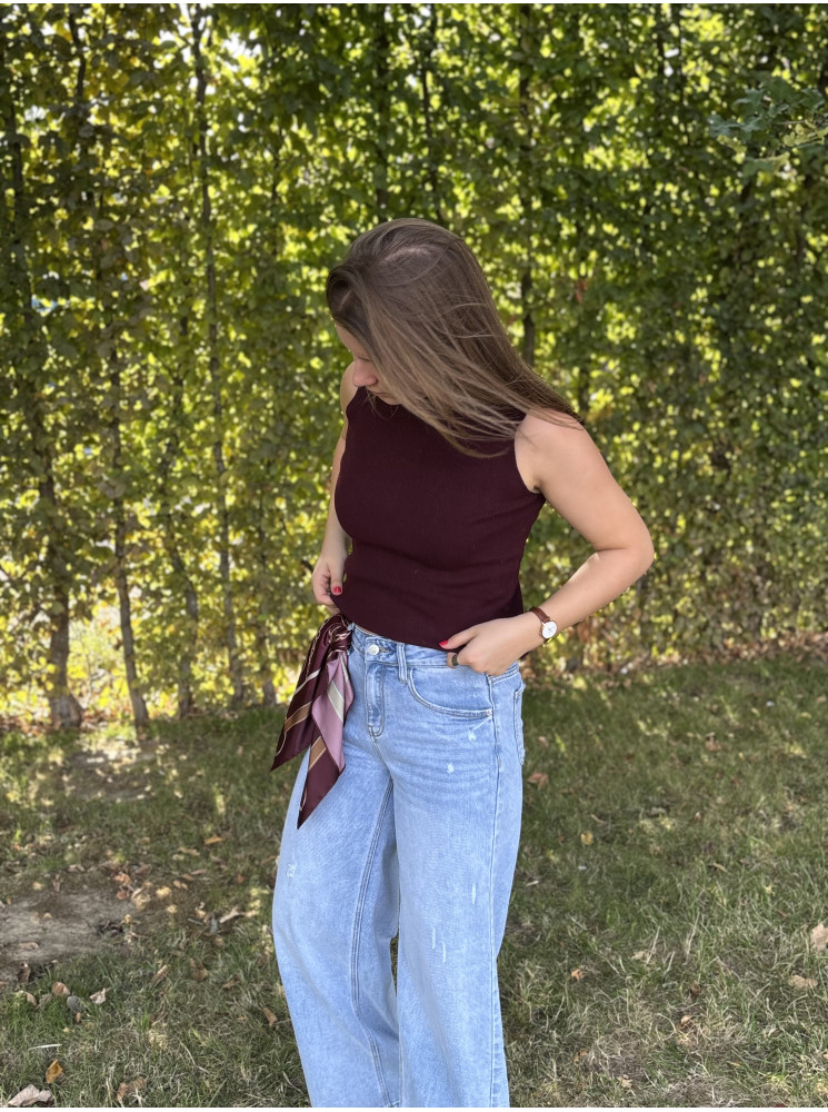 Pull sans manches col roulé