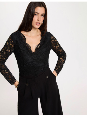 Body col V en dentelle