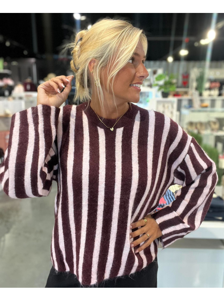 Pull rayé "AMOUR"
