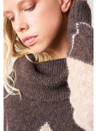 Pull jacquard col roulé