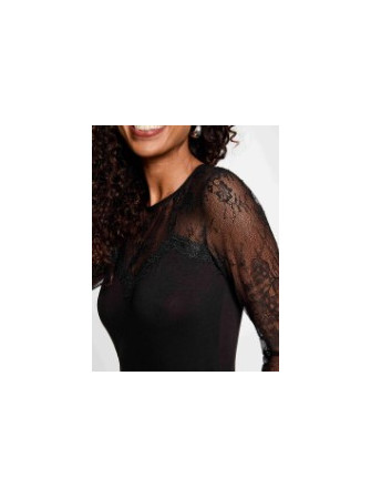 Top col et manches longues en dentelle