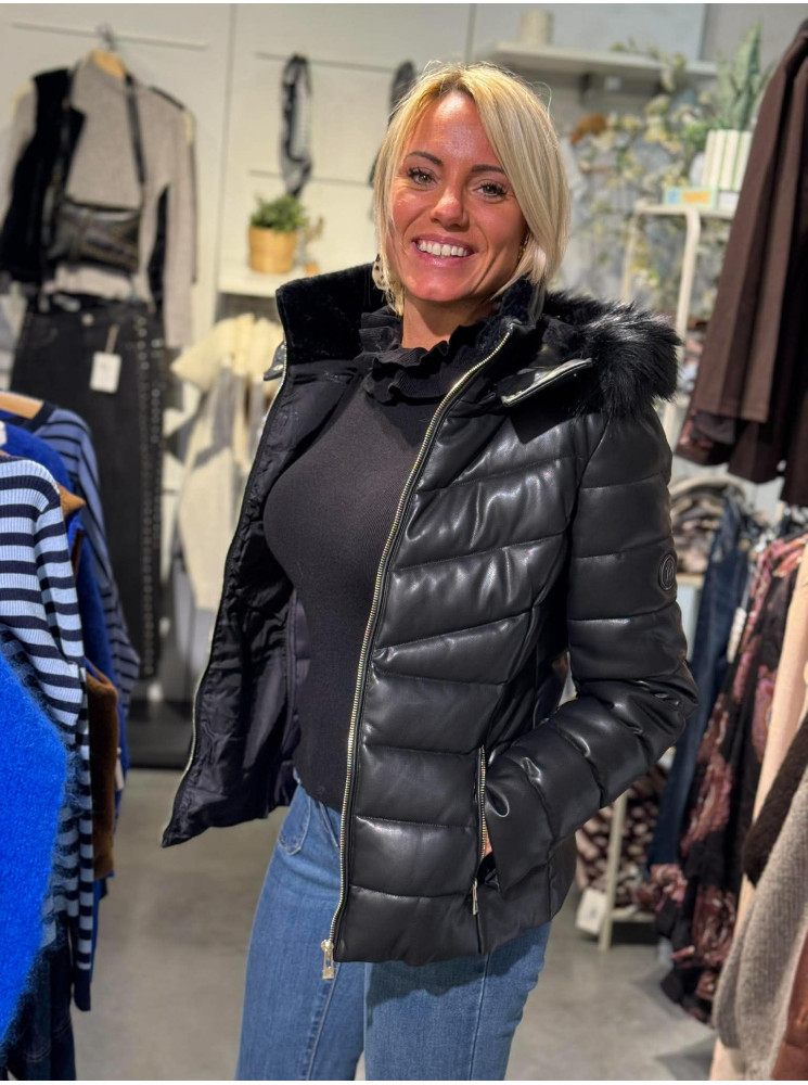 Doudoune simili cuir à Capuche