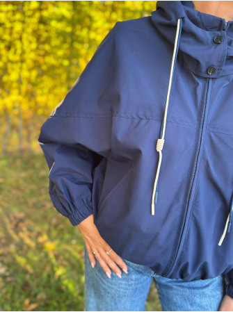 Veste imperméable à capuche